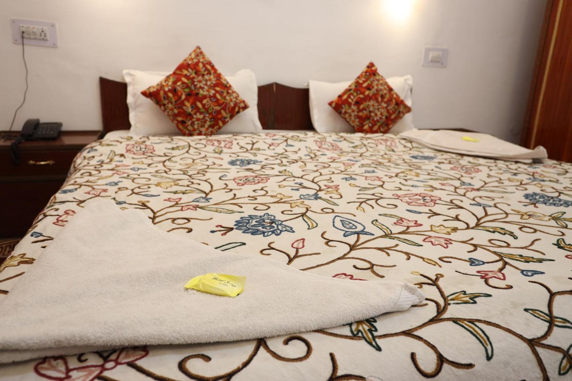 Hotel Jan Palace Лех Экстерьер фото